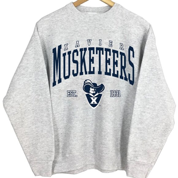 Xavier University Varsity Teams NCAA Xavier Musketeers Shirt Sweatshirt Sweater - Picture 2 of 3